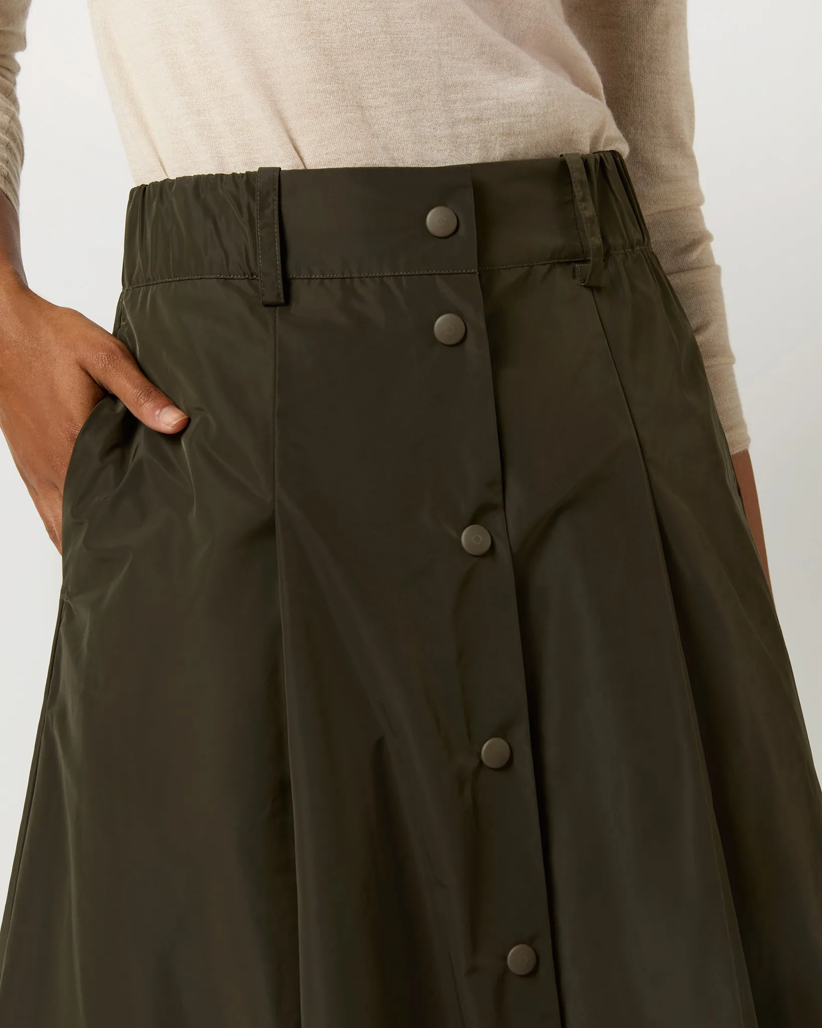 Nelly Skirt in Military