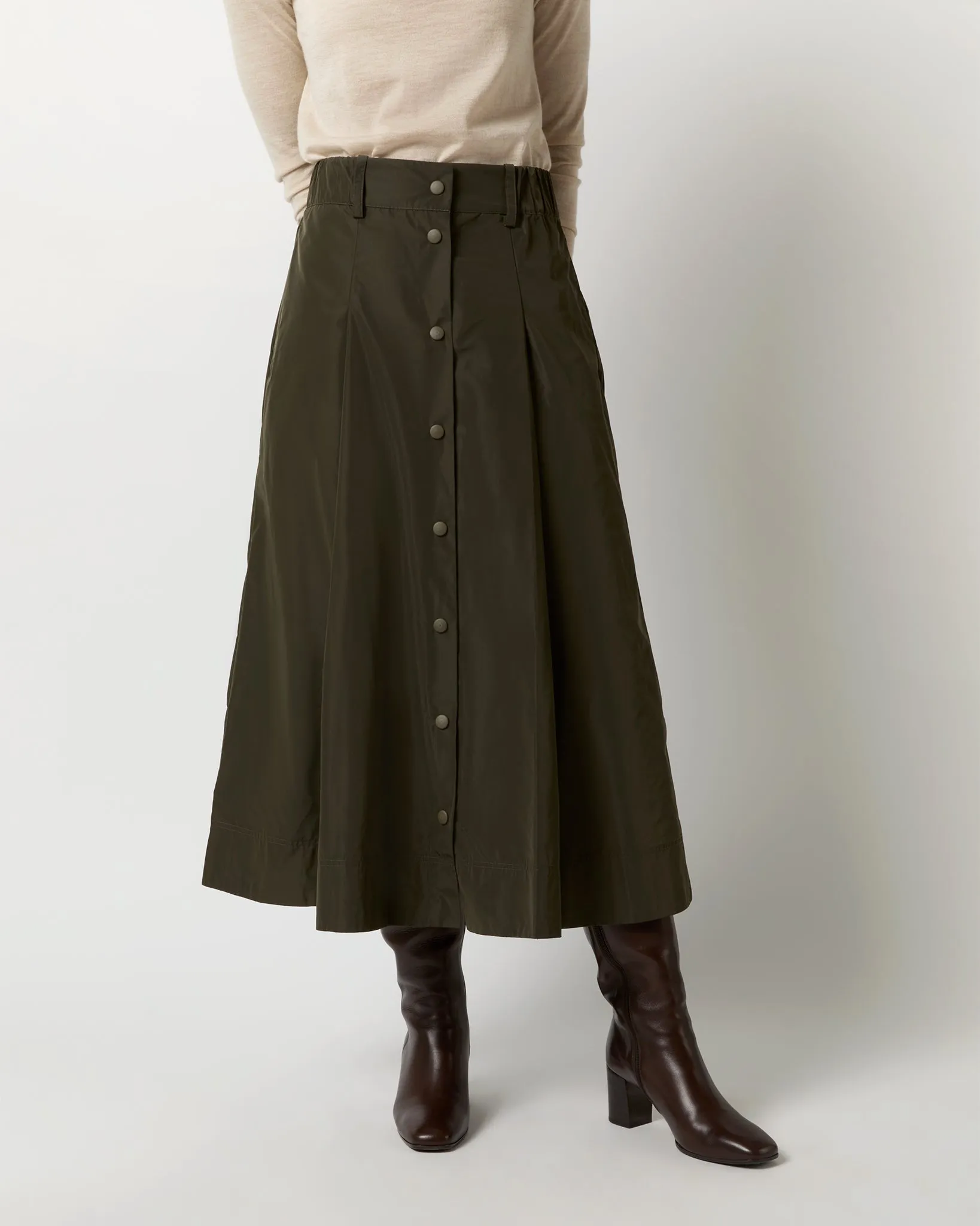 Nelly Skirt in Military