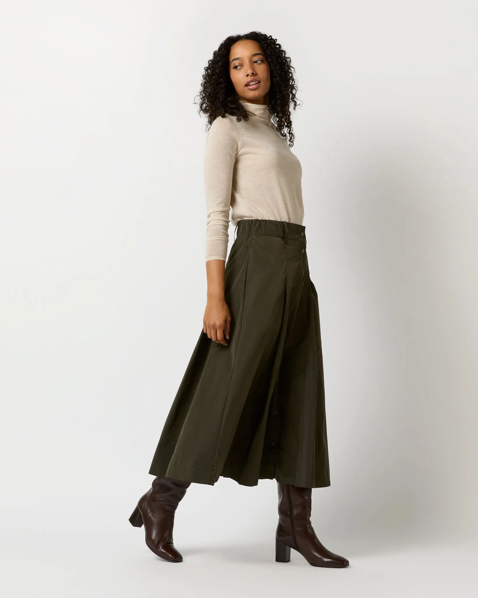 Nelly Skirt in Military