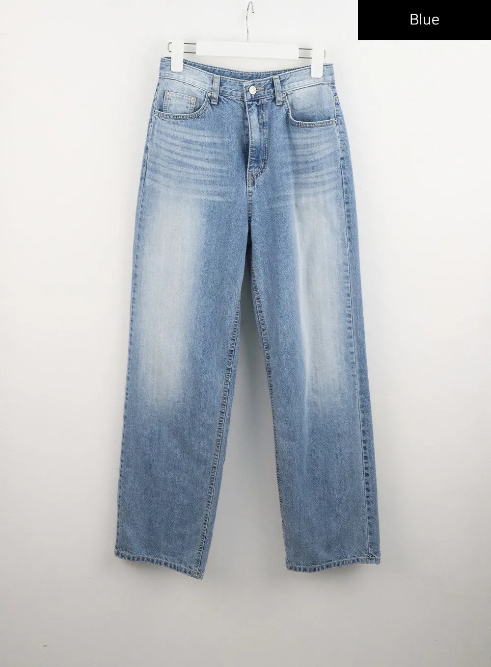 Straight Leg Jeans CU329